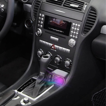 AutoLys™ – 4-i-1 Hurtigoplader med Stjernehimmel