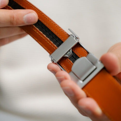 FlexBælte™ - Én rem, perfekt pasform hver eneste dag.