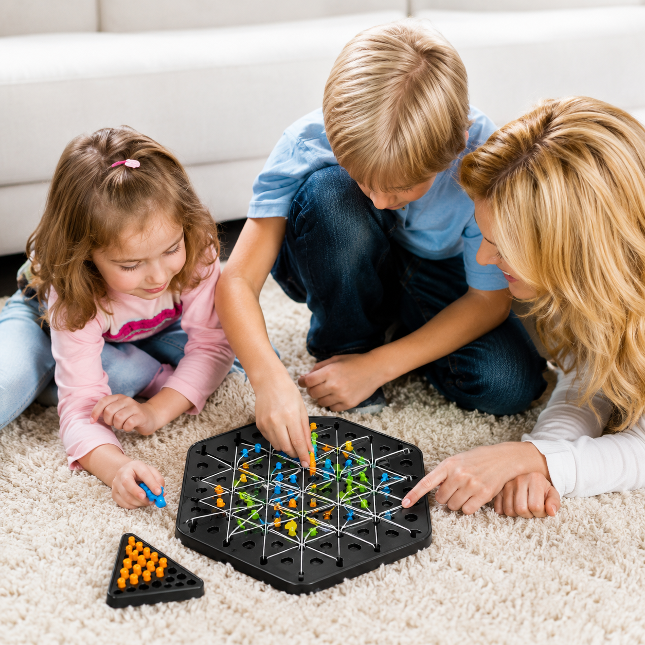 TrekantJagt™ - Det sjove strategispil for hele familien